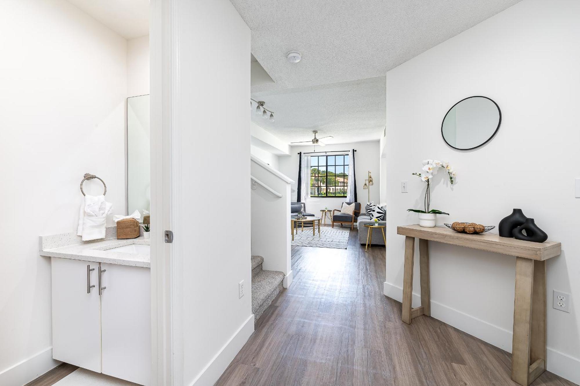 Newly Renovated Townhome With King Bed Delray Beach Bagian luar foto